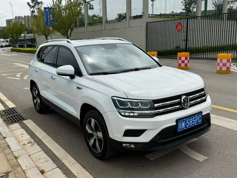 Volkswagen Tharu — фото 3