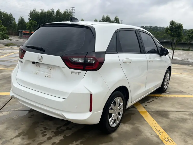 Honda Fit 1.5L CVT — фото 6