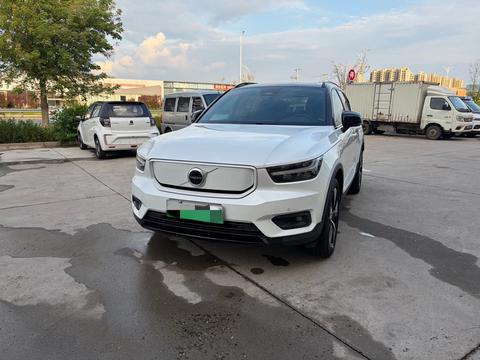 Volvo XC40 EV