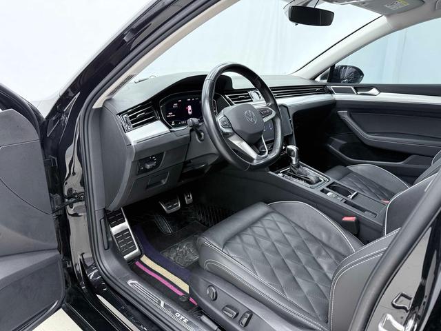 Volkswagen Magotan PHEV 2023 Черный из Китая, фото 2