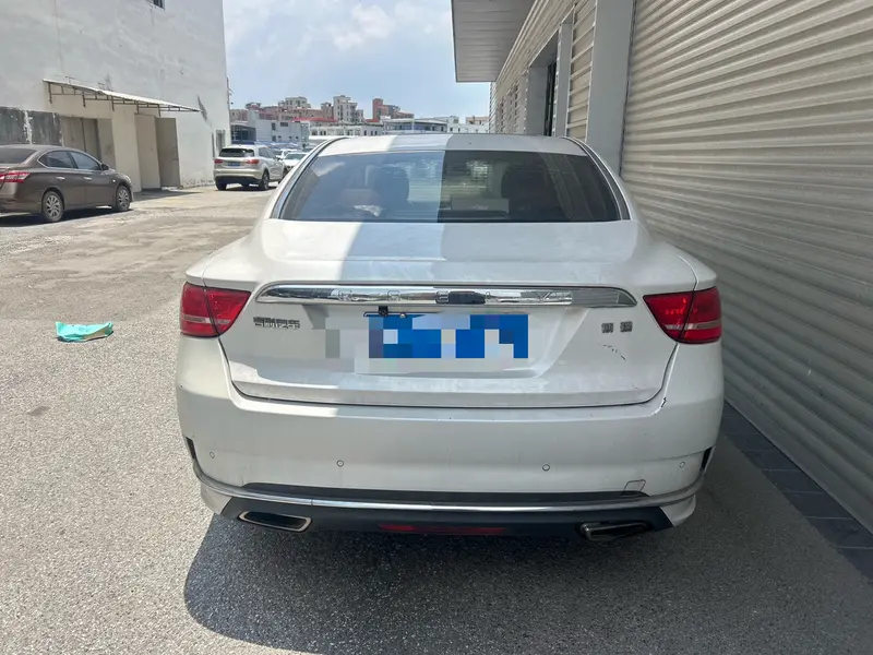 Geely Borui — фото 3