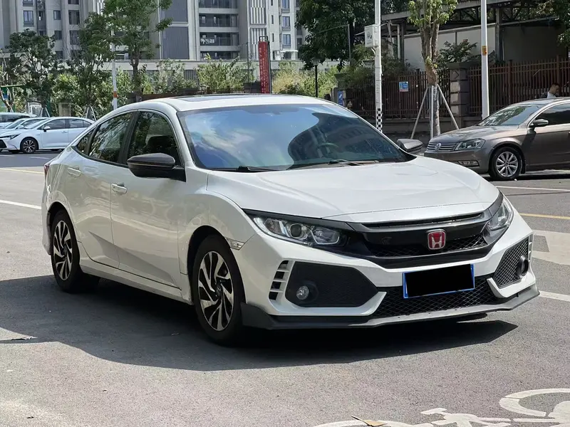 Honda Civic — фото 3