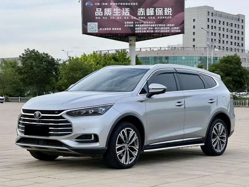 BYD Tang — фото 1