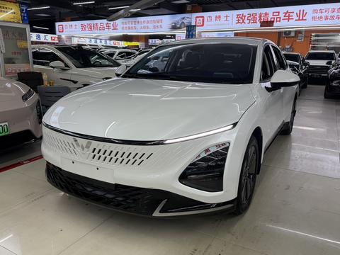 Wuling Starlight PHEV