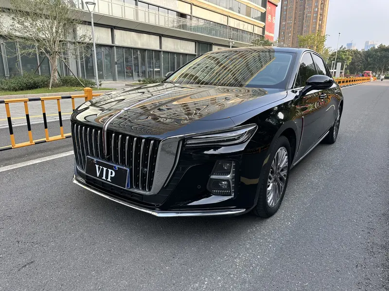 Hongqi H5 — фото 1