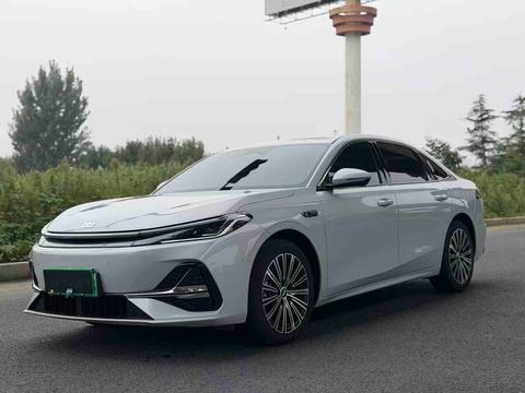Geely Galaxy A7 EM