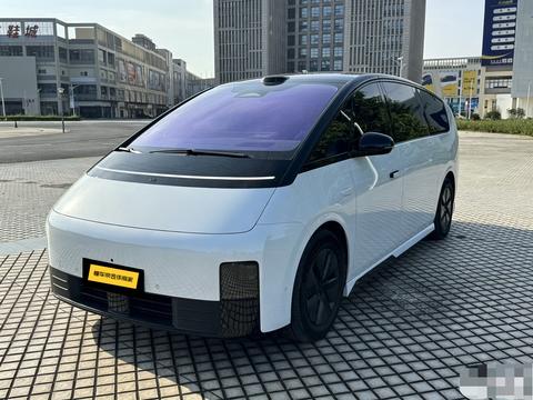 Li Auto MEGA