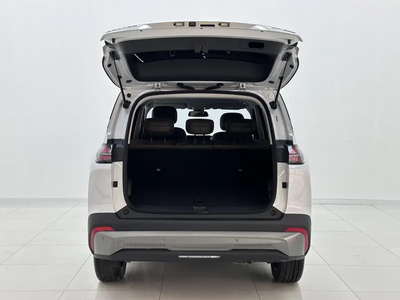 Wuling Starlight 560 — фото 20
