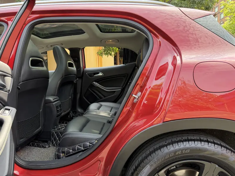 Mercedes-Benz GLA — фото 11