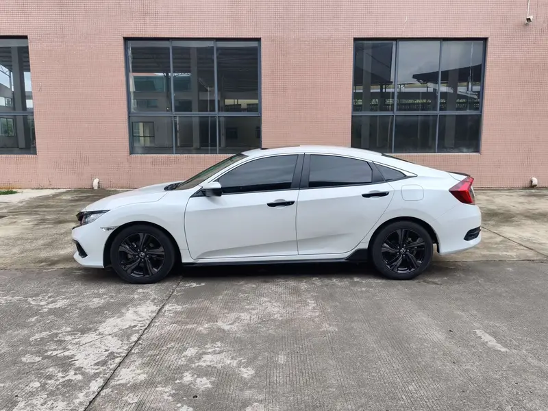 Honda Civic — фото 4