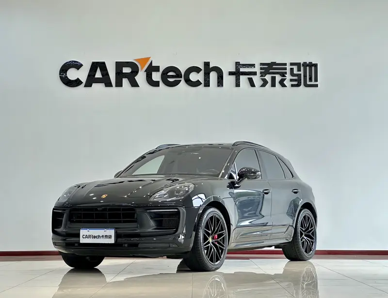 Porsche Macan — фото 1