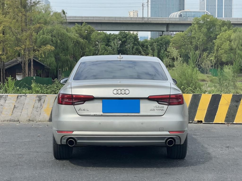 Audi A4L 2017 Plus 40 TFSI Fashion