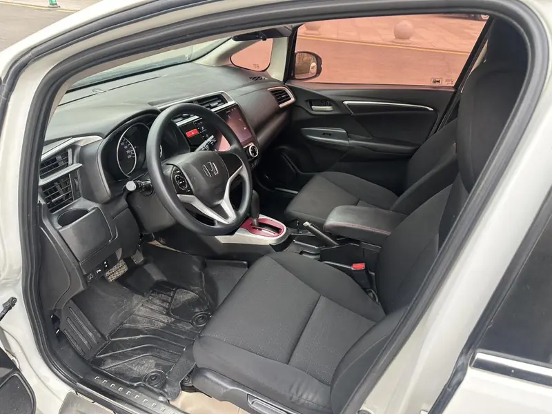 Honda Fit 1.5L SE CVT стиль — фото 8