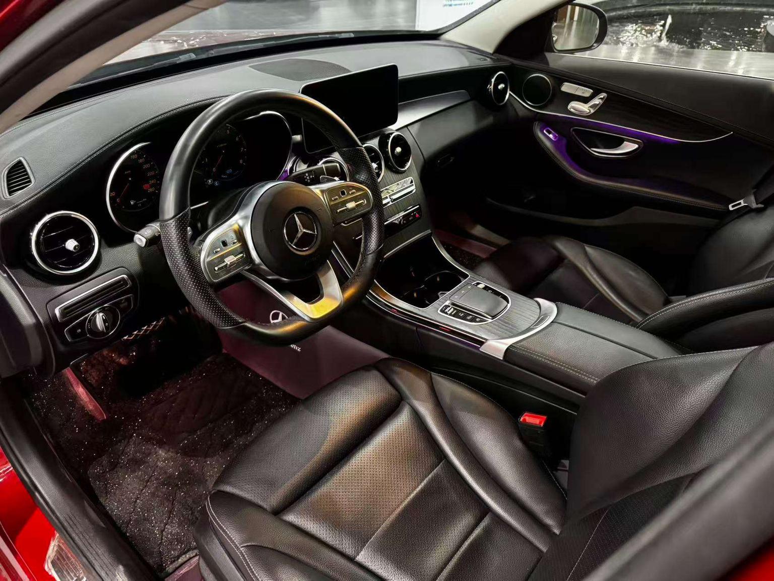 Mercedes-Benz C-Class: фотография 9 из 22