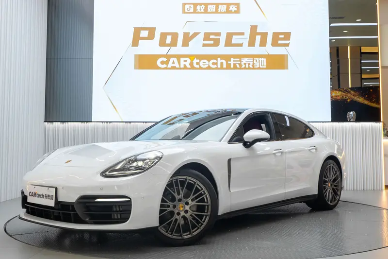 Porsche Panamera 2.9 T Platinum