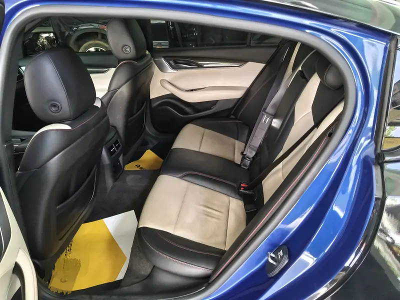 Cadillac CT5 — фото 7
