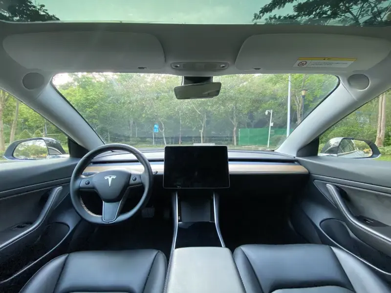 Tesla Model 3 RWD — фото 7