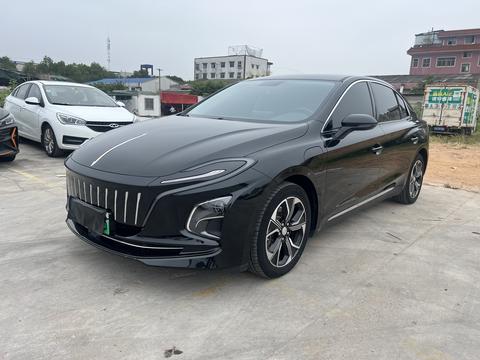 Hongqi E-QM5