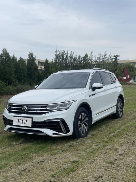 Volkswagen Tiguan L PHEV