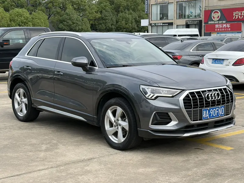 Audi Q3 — фото 3