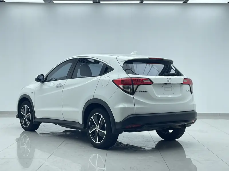 Honda Vezel — фото 4