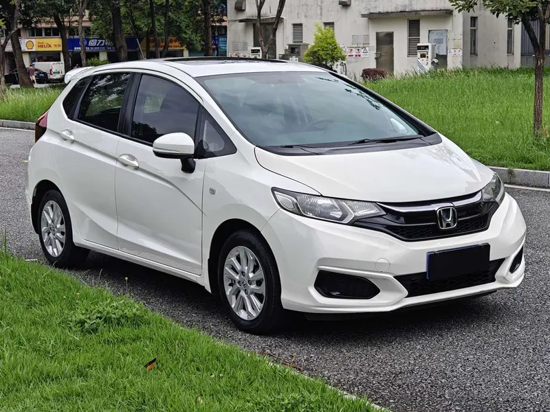 Honda Fit — фото 3
