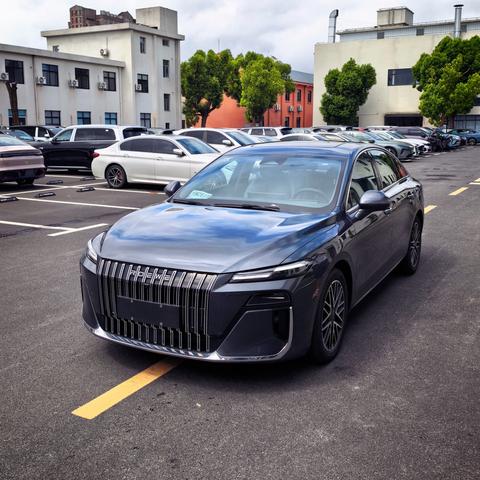 Roewe M7 DMH
