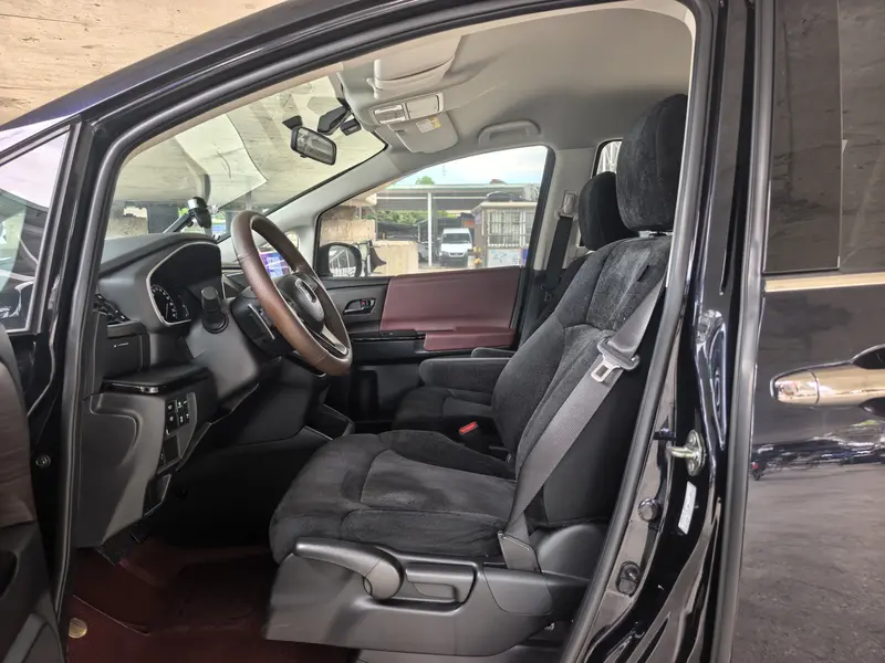 Honda Odyssey — фото 10