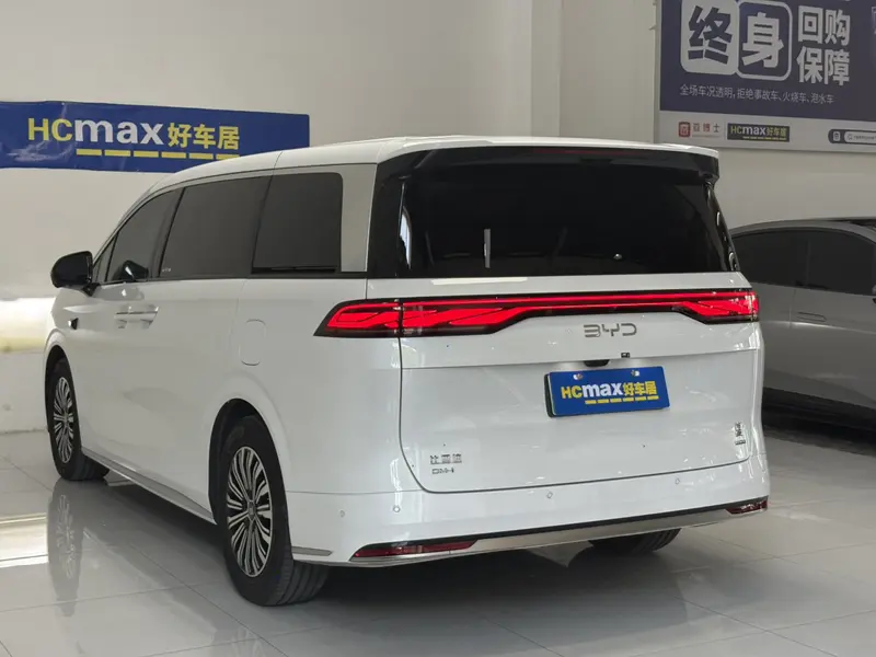 BYD Xia DM-i 180KM — фото 4