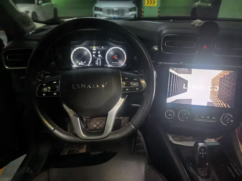Lynk&Co Lynk & Co 02 1.5 T DCT 2 WDPro VI — фото 7