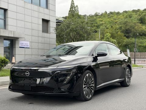 Nissan N7
