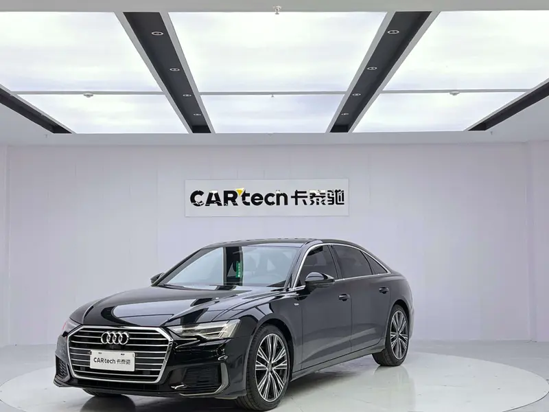 Audi A6L — фото 1