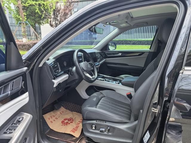 Volkswagen Tourang id 4392344 из Китая 10