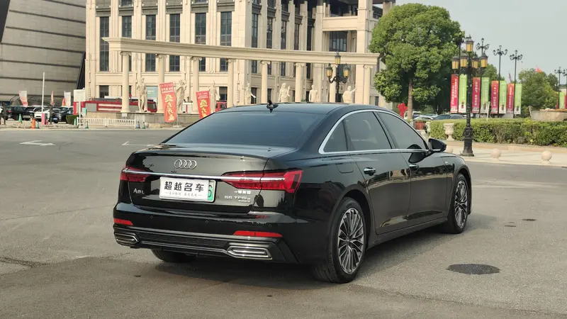 Audi A6L 55 TFSIe quattro — фото 6