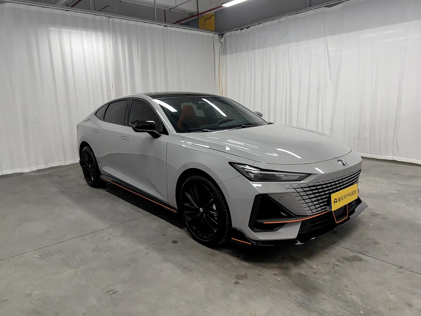 Changan UNI-V 2023 1.5T Sport
