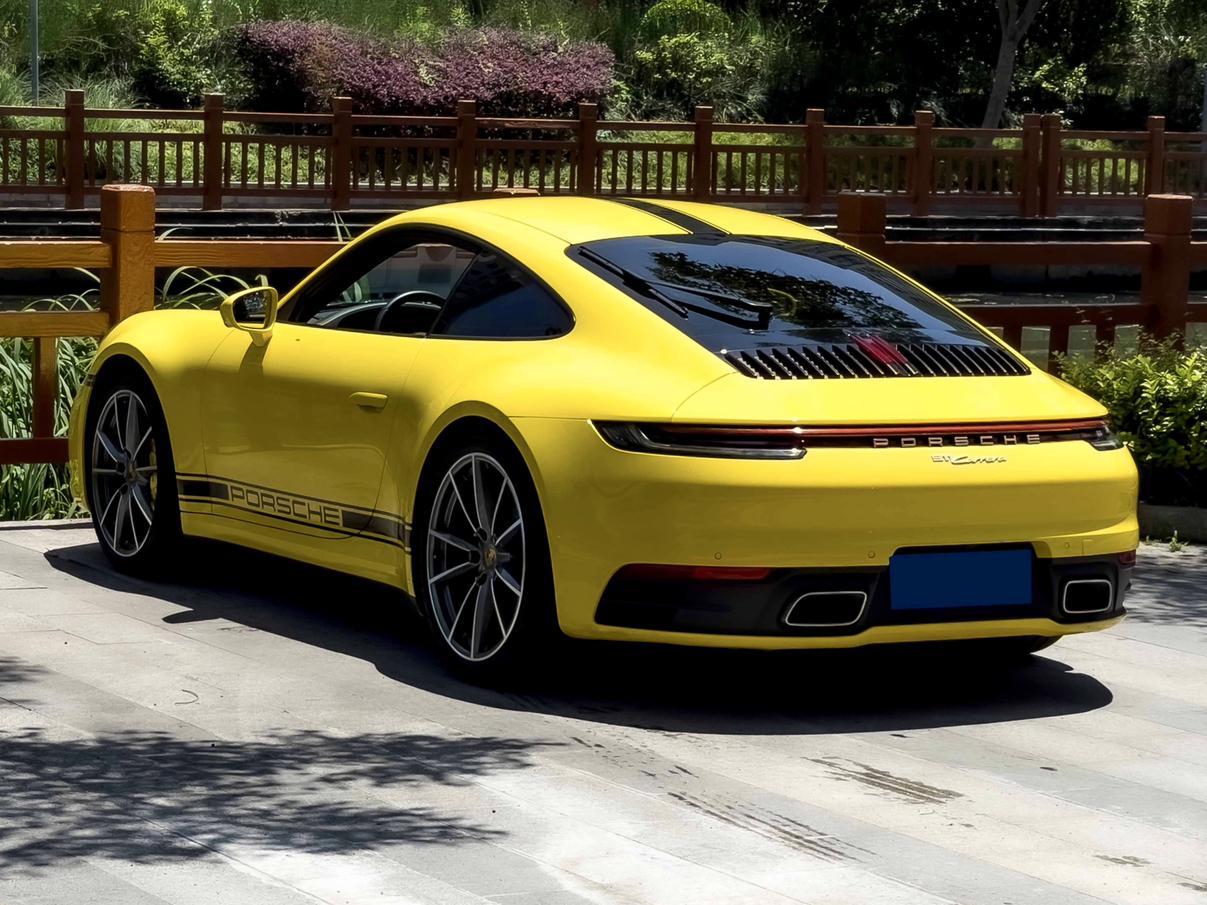 Porsche 911: фотография 5 из 15