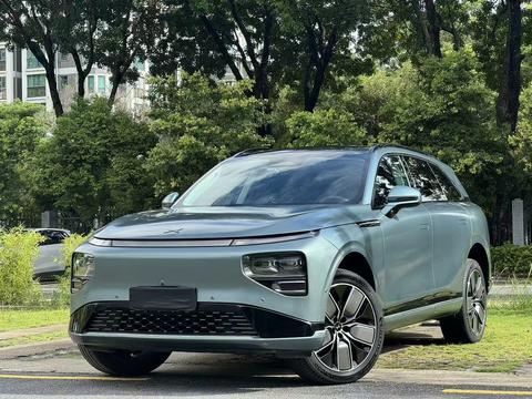 XPeng G9