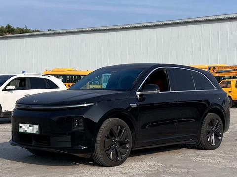 Li Auto L6