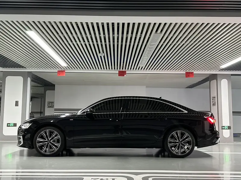 Audi A6L — фото 4