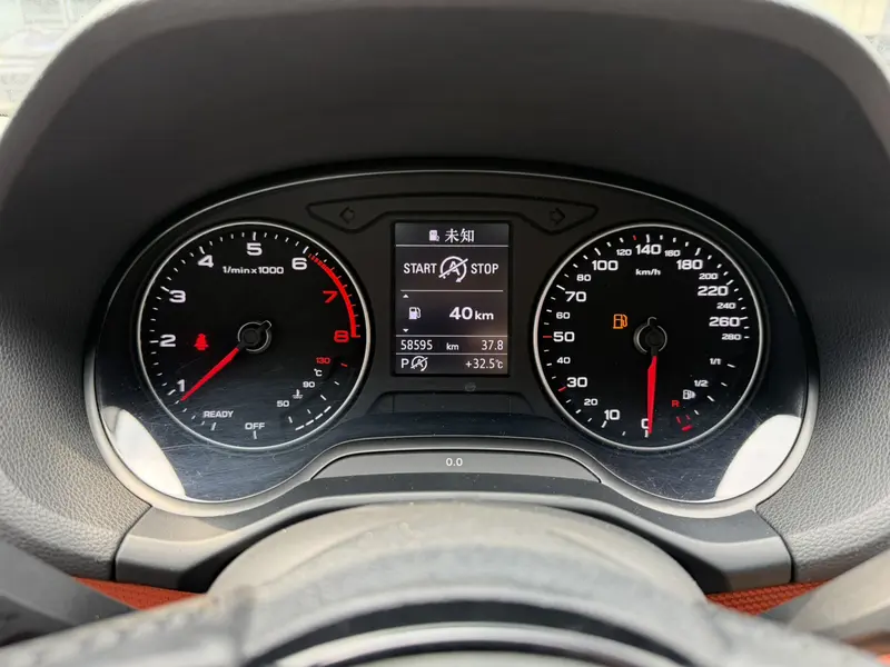 Audi Q2L 35TFSI — фото 5