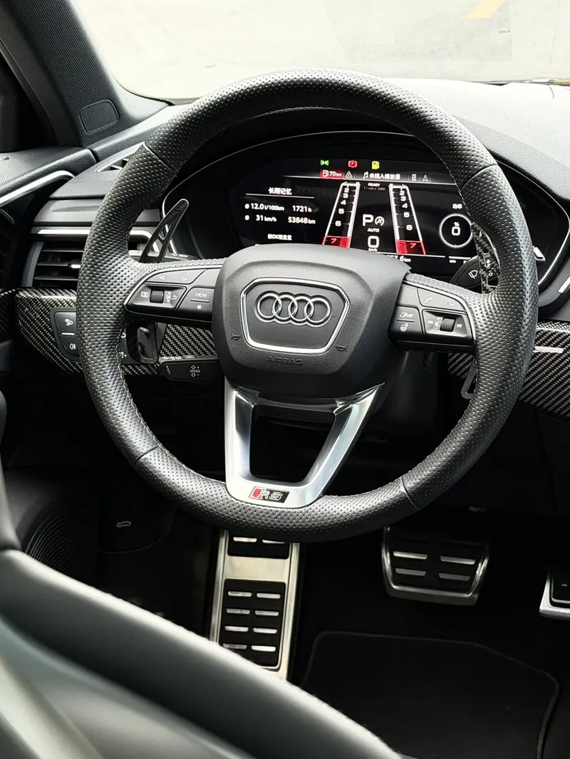 Audi RS 4 — фото 5