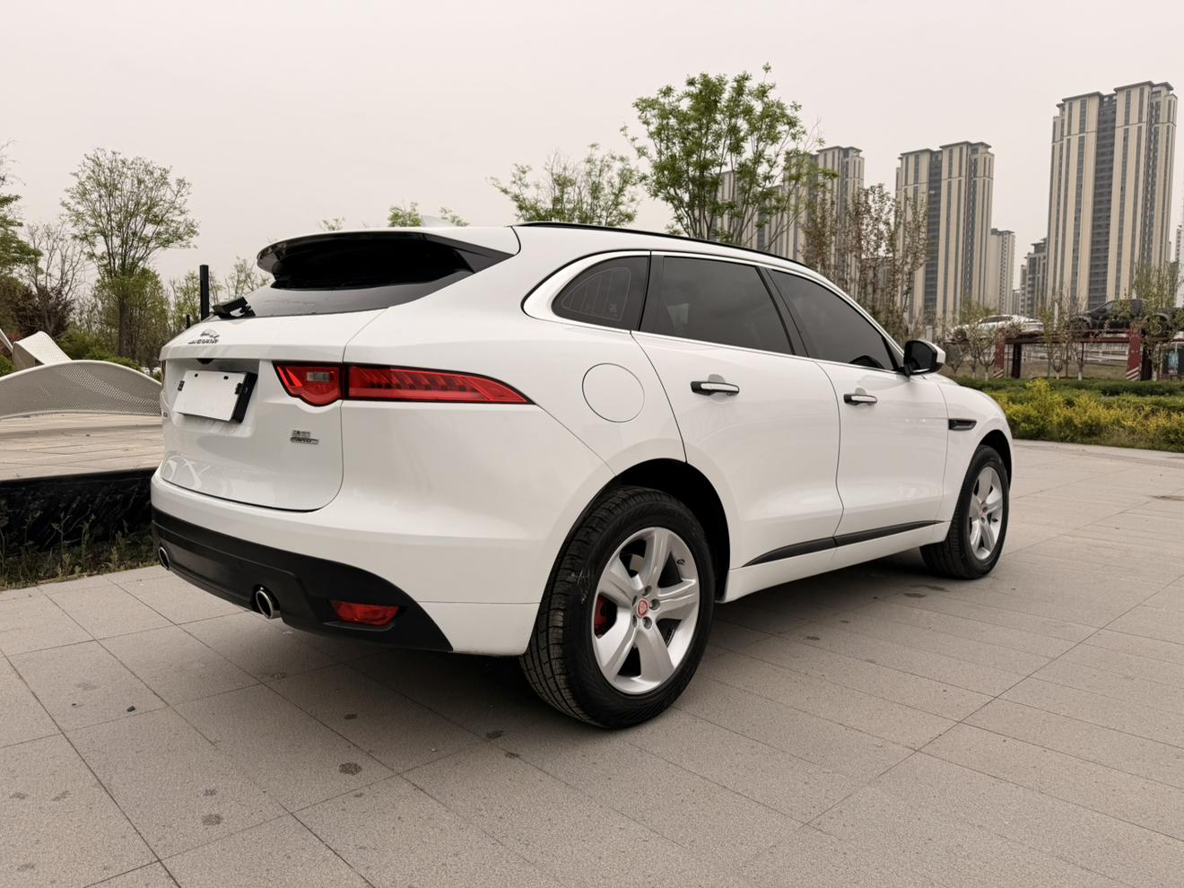 Jaguar F-Pace — фотографии объявления, Фото 6
