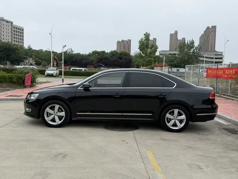 Volkswagen Passat — фото 4