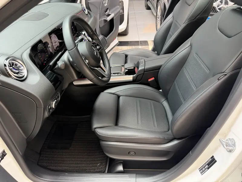 Mercedes-Benz GLA — фото 12