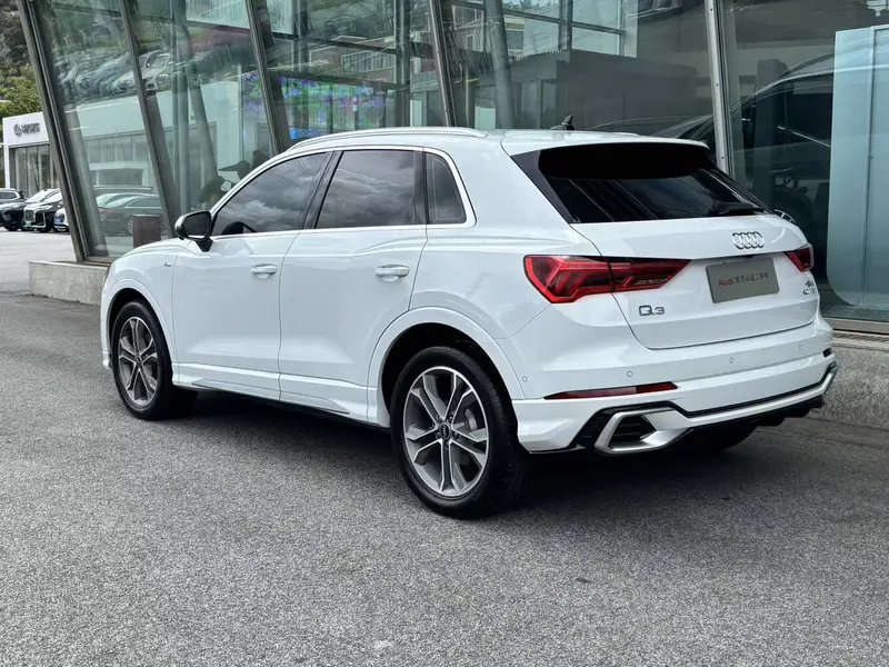Audi Q3 — фото 3