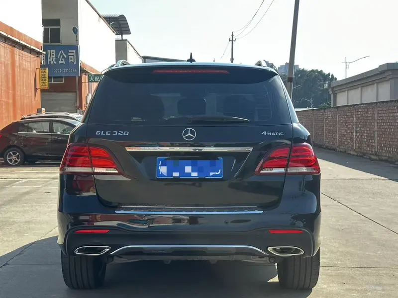 Mercedes-Benz GLE — фото 5