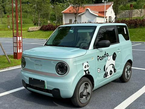 Geely Galaxy Panda
