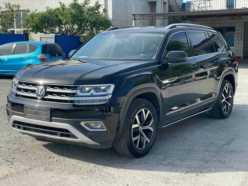 Volkswagen Teramont 330 TSI 2 WD Luxury V