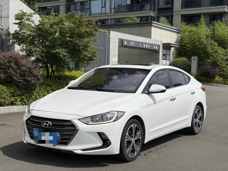 Hyundai Elantra