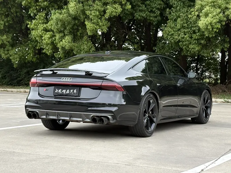 Audi A7 — фото 7